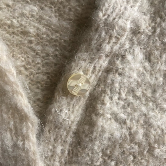 Boucle wool knit cardigan - Picture 4 of 5